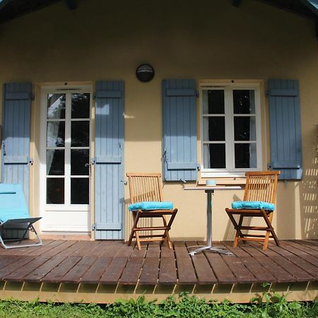 Au Petit Bernerot - Les Gites De L'Arbre Voyageur Eauze Exterior photo